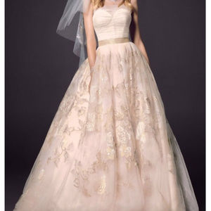 BNWOT Oleg Cassini for David's Bridal Ballgown